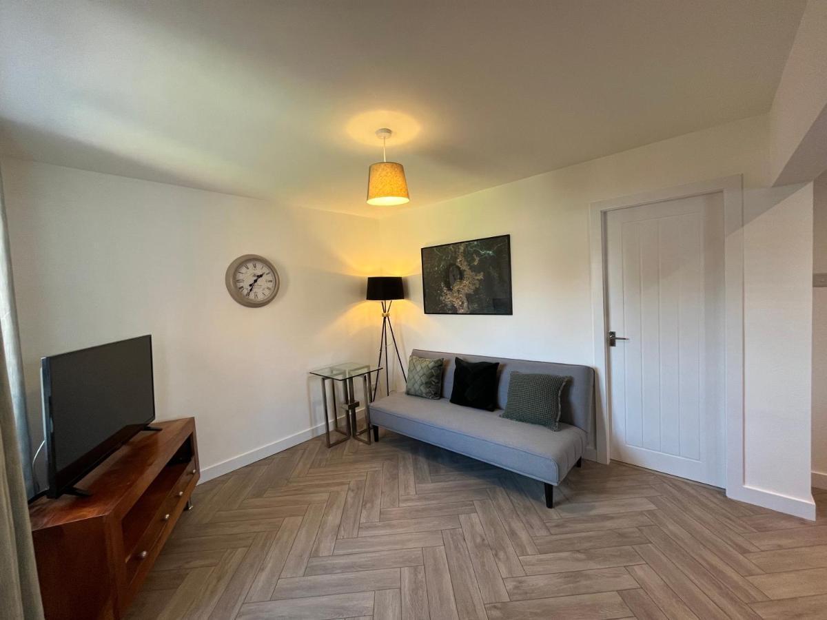 Contemporary 1 Bedroom Apartment Normanton  Ngoại thất bức ảnh